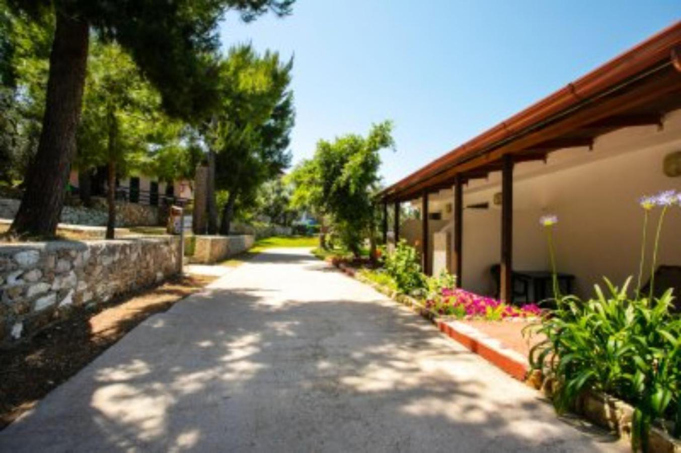 Villaggio Uliveto Rodi Garganico Exteriér fotografie