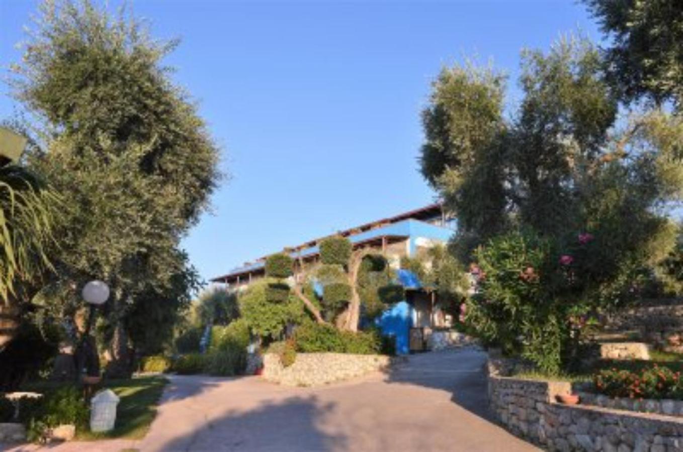 Villaggio Uliveto Rodi Garganico Exteriér fotografie